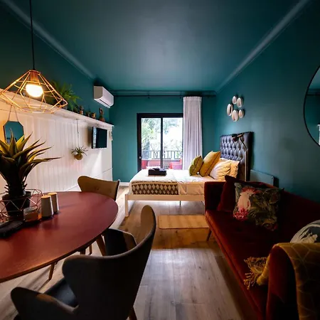 Green Point'S Snug - Indulge In An Urban Oasis Cape Town Exterior photo
