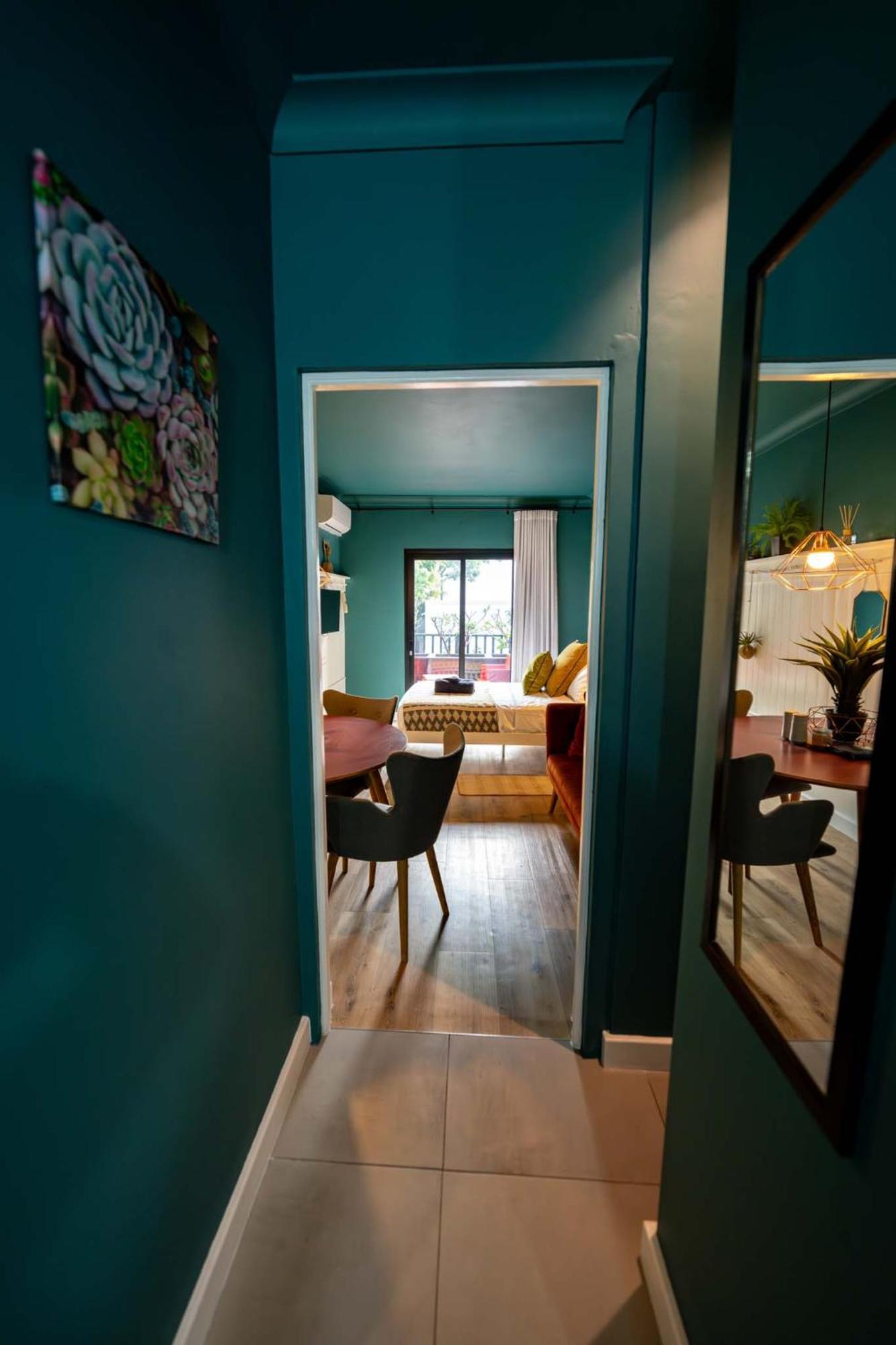 Point's Snug - Indulge In An Urban Oasis Cape Town